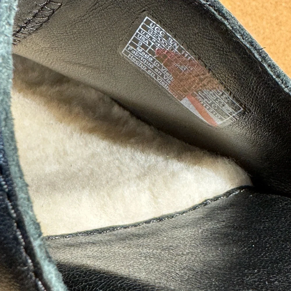 UGG clogs, black leather, studded. Size 9M - Picture 12 of 15